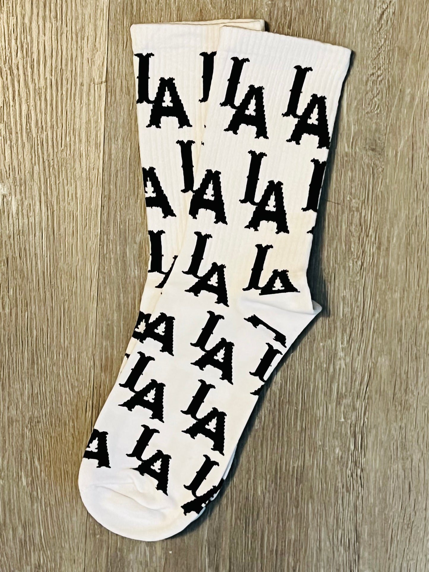 IA Letter Socks