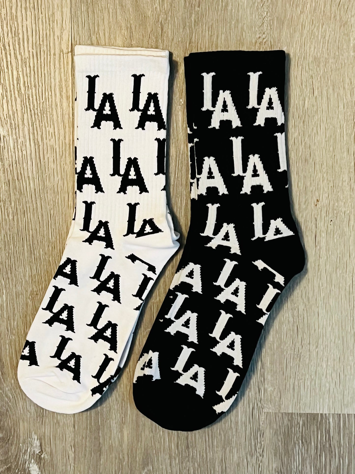 IA Letter Socks